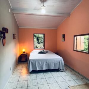 Quarto Duplo com Vista do Jardim 01