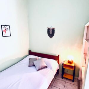 Quarto Triplo com Vista do Jardim 02